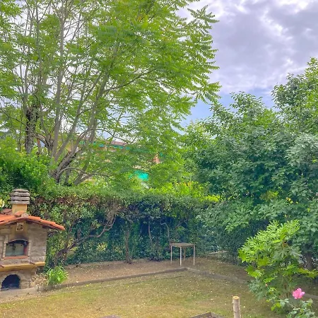 Dimora Luciano Peaceful Surrounded By A Beautiful Garden Apartman