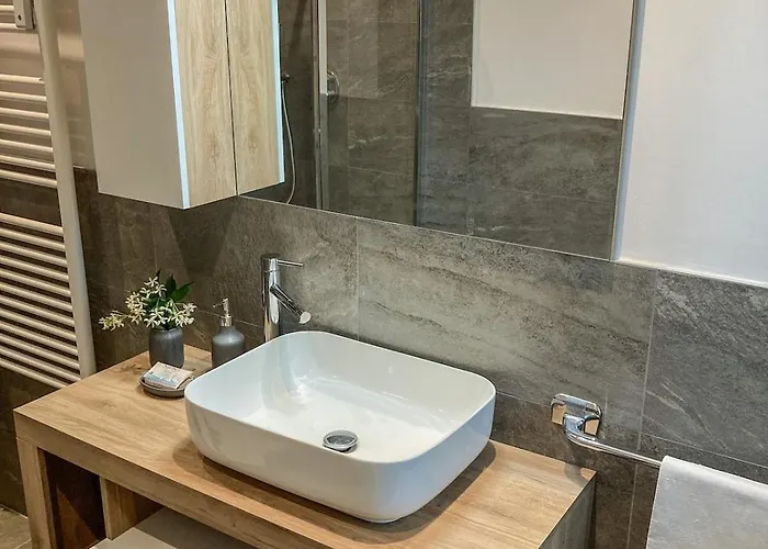 Dimora Luciano Peaceful Surrounded By A Beautiful Garden * Firenze